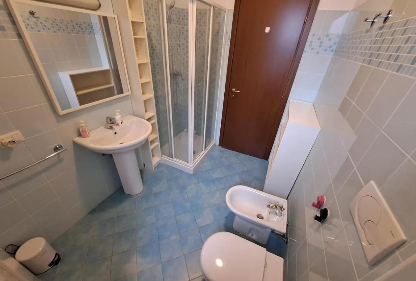 Comfortable And Spacious Apartment In Milan